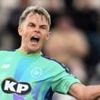Curran shines as Invincibles thump Brave