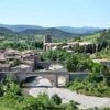Ce « Plus beau village de France » est sublimé par son patrimoine médiéval et son abbaye