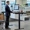 Vous passez toute la journée assis au travail? Voici six astuces pour éviter d’y laisser votre santé