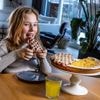 Bakker vreest dat supermarkten massaal vlaaien moeten weggooien door nieuwe regel