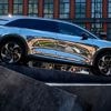 Fahrer bekommen Konkurrenz: Uber will 20.000 Robotaxis fahren lassen