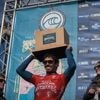 Surf. Le Brésilien Yago Dora et l’Australienne Molly Picklum sacrés champions du monde