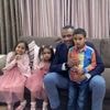 Britse vader in bijzijn kinderen opgepakt in Saoedi-Arabië voor tweet, kwijnt 10 jaar weg in ‘smerige cel’