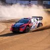 “Het gaat de goede richting uit”: Thierry Neuville schuift op naar vijfde plaats
