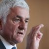 Le président de la Région Normandie, Hervé Morin, réclame la démission d'Emmanuel Macron "qui n'a plus les pouvoirs"