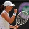 Iga Swiatek beats Liudmila Samsonova to reach the Wimbledon semifinals for the first time