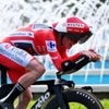 Vingegaard geeft 10 tellen prijs op Almeida in ingekorte Vuelta-tijdrit, Ganna wint