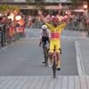 VIDÉO. Quand Ben Healy, maillot jaune du Tour sur le dos, se trompe de ligne d’arrivée à Lisieux