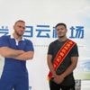 Nederlandse influencer met 20 miljoen volgers scoort nummer 1-hit in China met lied over Japanse oorlogsmisdaden