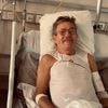 Europees Parlementslid Johan Van Overtveldt (N-VA) breekt heup na zware val tijdens fietstocht: “My bekken wil be back”