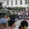 "Un truc égoïste et arrogant" : à Washington, les réactions mitigées des spectateurs du défilé militaire voulu par Donald Trump