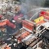 Glutnester werden noch bekämpft: Großbrand am Hamburger Hafen weitgehend gelöscht