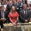 Government makes big concessions to win welfare vote