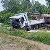 Zehn Menschen verletzt: Lkw und Regionalzug kollidieren in Bayern
