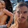 Footy fans have been hitting up the AFL's hottest player on Tinder - see the VERY racy message that left him speechless on live TV