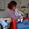 À Toulouse, pour protéger les bébés, on prend soin des parents vulnérables