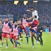 Uitzinnig HSV promoveert mede door goal van Reis eindelijk naar Bundesliga