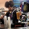 Brutale Manchester City-barman draagt shirtje van rivaal ManUnited en wordt ontslagen