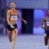 Nederland grijpt met Bol naast wereldtitel en pakt zilver op gemengde estafette