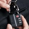 TSA-Schloss mit eingebautem "Wo ist?" und aufladbarem Akku