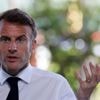 Emmanuel Macron "ne prendra aucune décision" de retrait de la Légion d'honneur à Nicolas Sarkozy