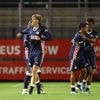 Jong PSV blijft foutloos na knappe comeback, arbiter geblesseerd in Emmen