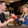 De carrièrewending die ze zelf niet zag aankomen: Josje Huisman is nu matchmaker: “Mijn K3-verleden speelt in m’n voordeel”
