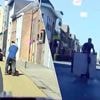 Dashcam filmt hoe familie uit Zele hele huishouden verhuist met elektrische step: “Dit is strafbaar”