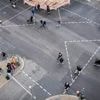 Einmalige Diagonal-Ampel wird 25 Jahre alt: Rundumgrün an Berliner Kreuzung sollte nur getestet werden