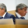 “Geen enkele fout”: Jambon en kabinetschef verdedigen zich na kritiek op fiscale lezing aan 160 euro per stoel