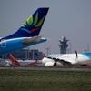 Flights reduced by 40% at Paris-Orly airport after traffic control systems break down