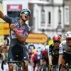 ‘Het is typisch Van der Poel: of het is genieten of hij gaat heroïsch ten onder’