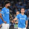 Napoli laat punten liggen in spannende titelstrijd in Serie A, Inter mag blijven hopen