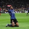 Dumfries lijkt nieuw sprookje te schrijven, maar Inter morst alsnog punten