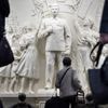 Stalin staat in Rusland fier op zijn voetstuk: ‘Dit is het cynisch negeren van de historische waarheid’