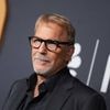 Kevin Costner eist dat rechter aanklacht wegens seksuele intimidatie afwijst
