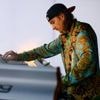 NU+ | Reinier Zonneveld treedt op met AI-evenbeeld: 'Je weet nooit wat er komt'