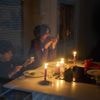 PODCAST. Espagne dans le noir, France à bout dans les transport et Paul Mirabel sacré aux Molières : ça dit quoi ce 29 avril ?
