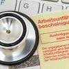 Zahl vom ersten Halbjahr 2025: Im Schnitt waren Beschäftigte fast zehn Tage krankgeschrieben