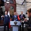 Voor het eerst in drie jaar rechtstreeks overleg tussen Rusland en Oekraïne, zónder Poetin en Zelensky: wie zit er straks aan de onderhandelingstafel?