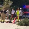Brauchtum: Maibaum kippt um - mehrere Verletzte