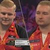 Onwaarschijnlijk: Van den Bergh en De Decker laten zeven matchdarts liggen tegen de Filipijnen en zijn uitgeschakeld