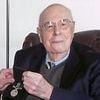Britain's last surviving WW2 Victoria Cross recipient dies aged 105: Pilot suffered 72 injuries during brave attack on German submarine before refusing medical attention to return aircraft back to base