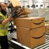 Amazon contourne la loi en livrant des ouvrages gratuitement, estime le Médiateur du livre