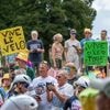Tour de France femmes : "Je suis très heureuse de voir l'engouement populaire", confie la directrice de la compétition, Marion Rousse