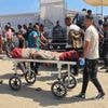 Zeker twintig doden en tweehonderd gewonden door aanval op hulppunt in Gaza