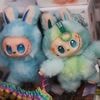 Hype um chinesische Fellmonster: Fans pilgern zur Eröffnung des ersten Labubu-Stores in Deutschland