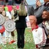Heeft Kompany brandje te blussen? “Personeelsleden Bayern kwaad omdat gezinnen van spelers gratis meemogen naar WK voor clubs en zij niet”