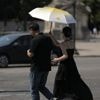 Vague de chaleur : le Rhône et l'Isère toujours maintenus en vigilance orange à la canicule, un nouveau pic attendu mardi et mercredi