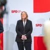 Sind deutsche Beamte teuer und privilegiert?: Was für eine Rentenkasse für alle spricht – und was dagegen